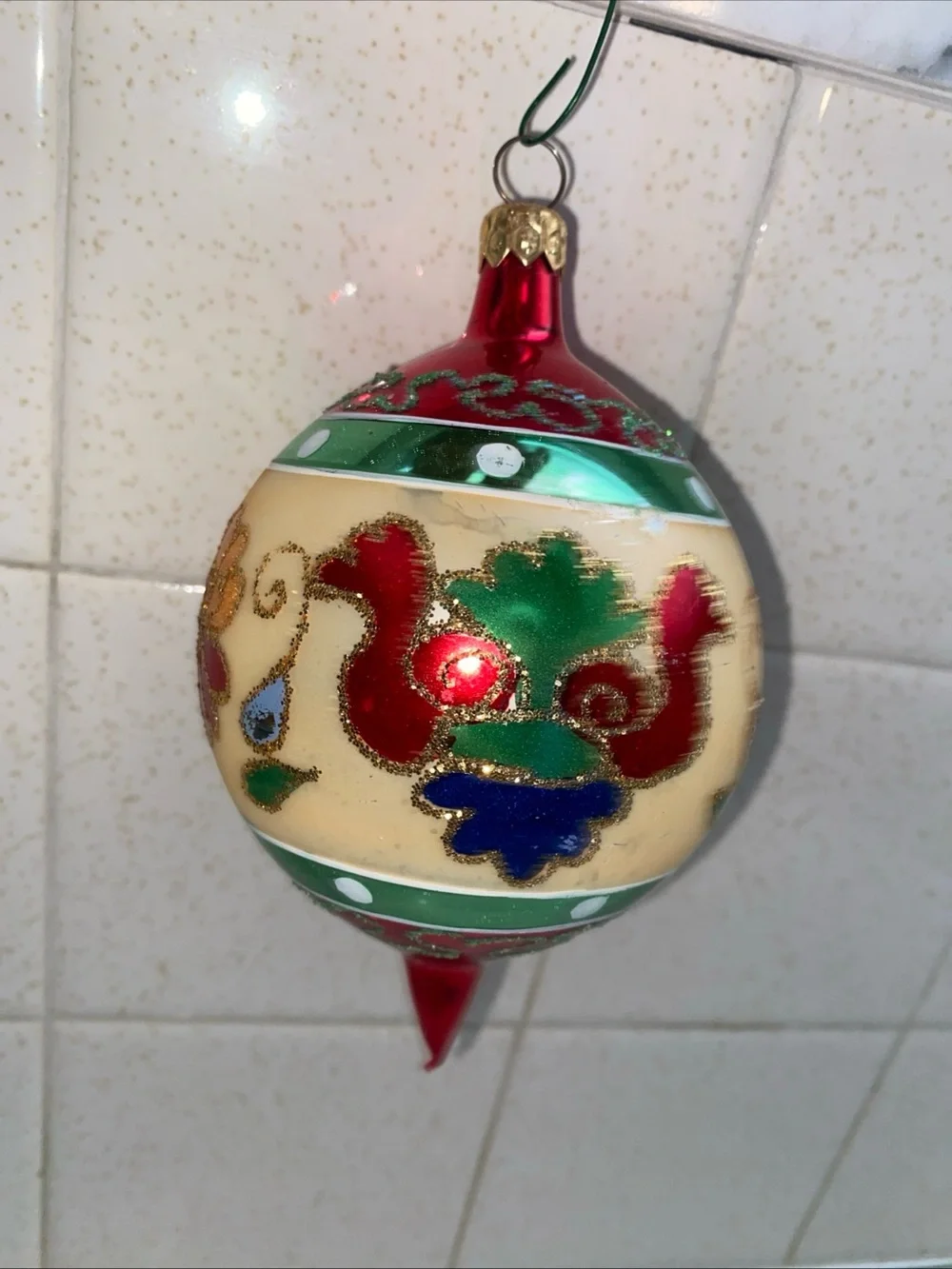 VTG  Smithsonian Golden Arabesque Glass Christmas Ornament‎